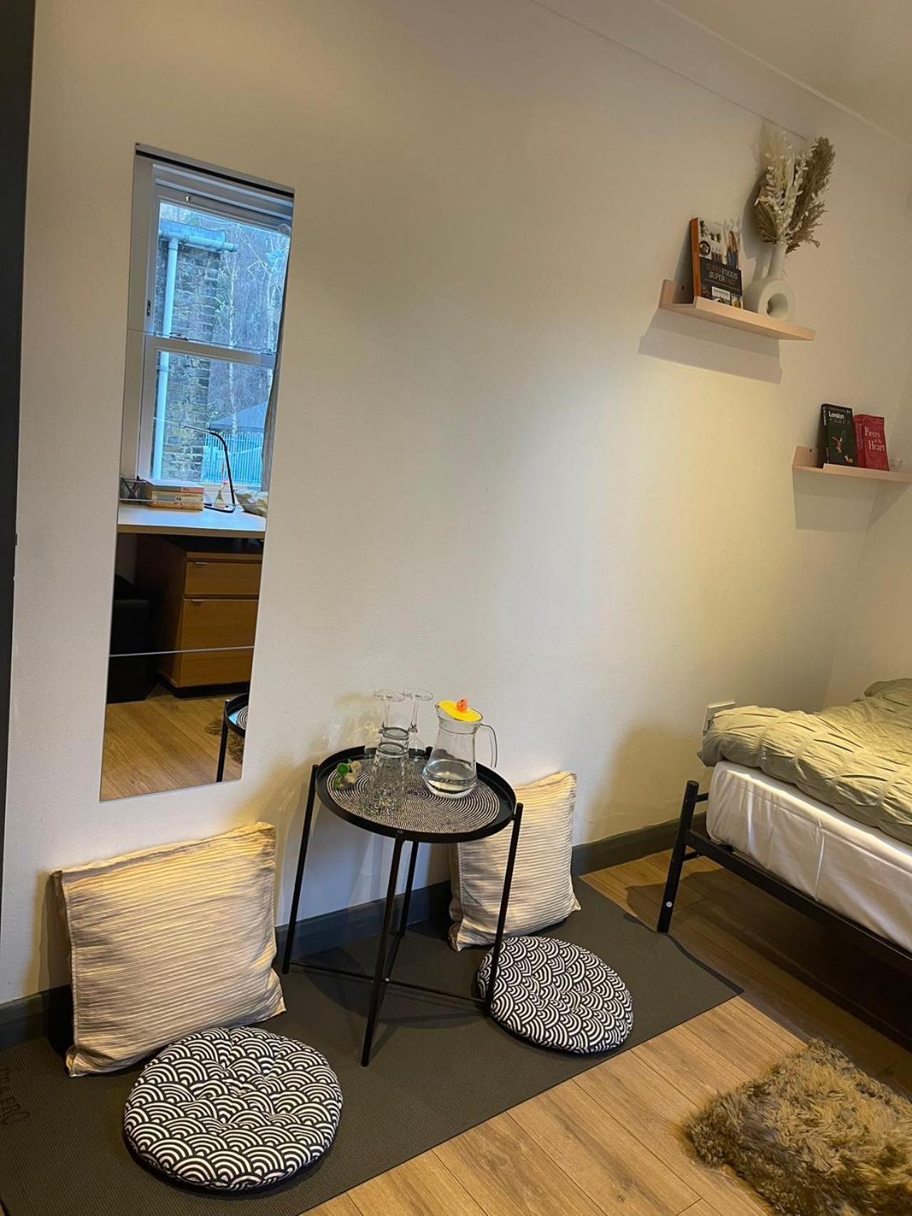 Quiet Cosy Room4 In Kings Cross Londra Exterior foto